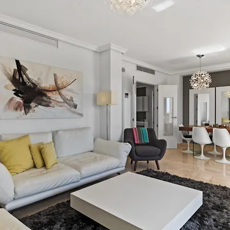 4 Penthouse *